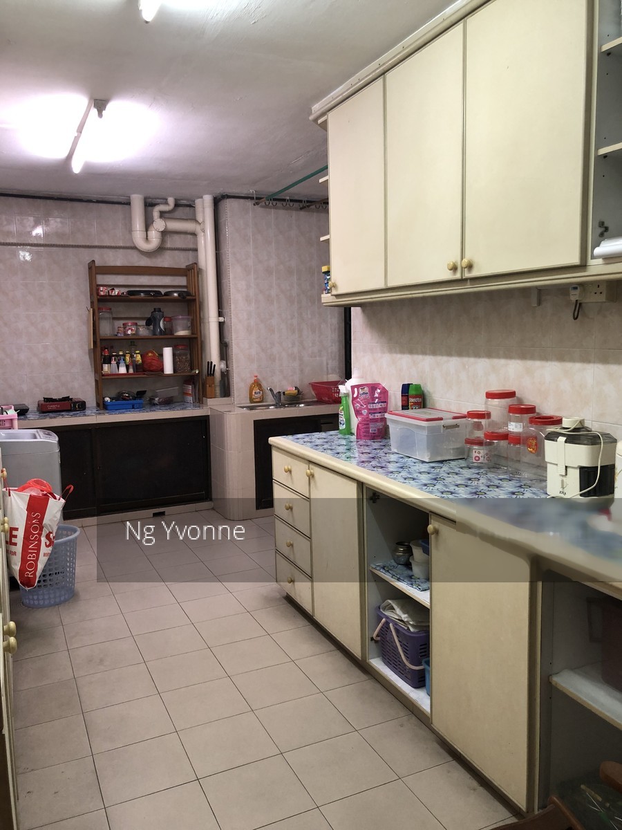 Blk 552 Jurong West Street 42 (Jurong West), HDB 5 Rooms #203711571